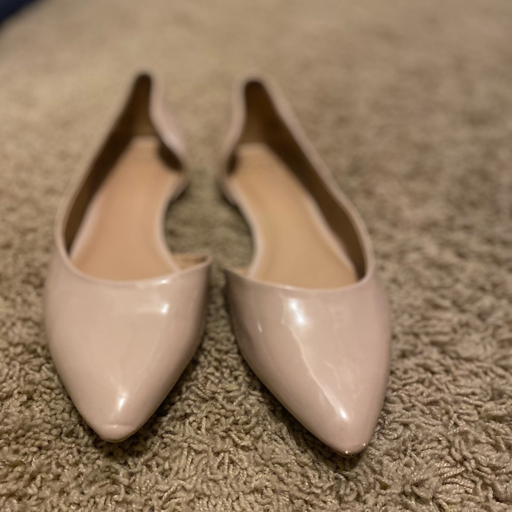 Tan flats
